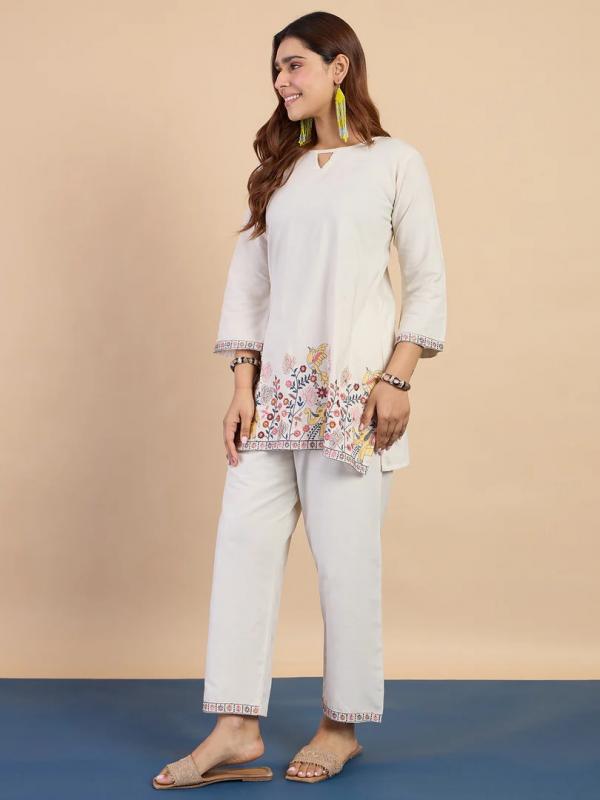 VP 9835 O Women's Designer Kurta Pant Set Premium Pattern